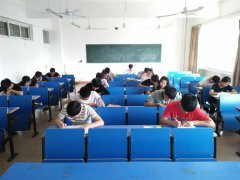机材学院青马培训班举行结业考试